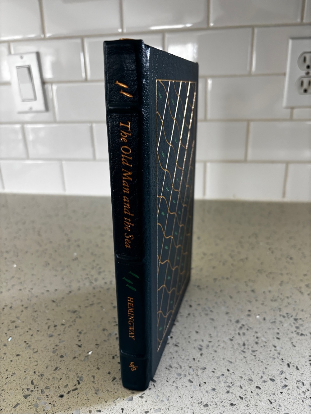 The Old Man and the Sea - Hardcover Leatherbound Collectors Edition Easton Press